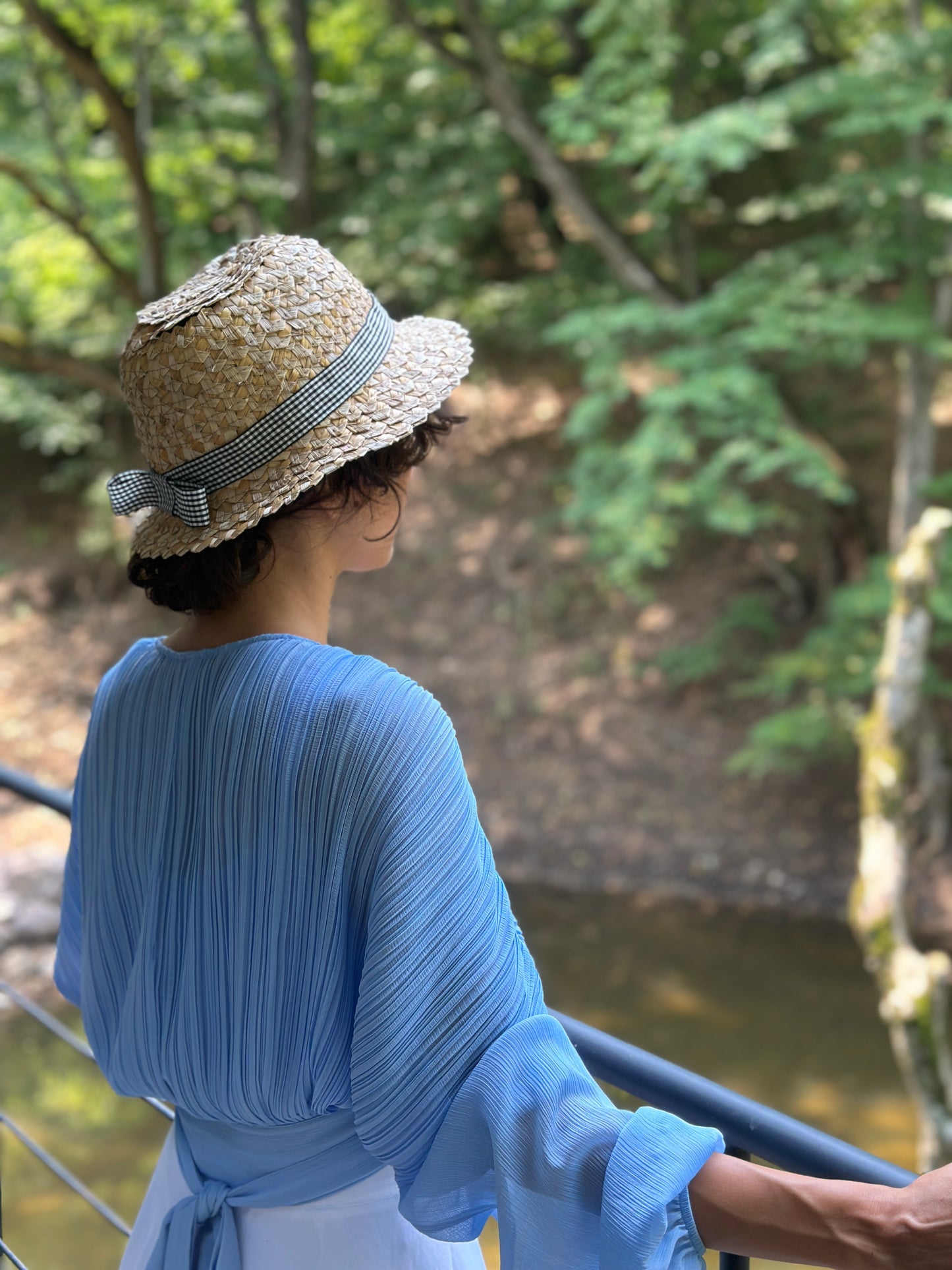 Moskana black straw hat handmade suliko