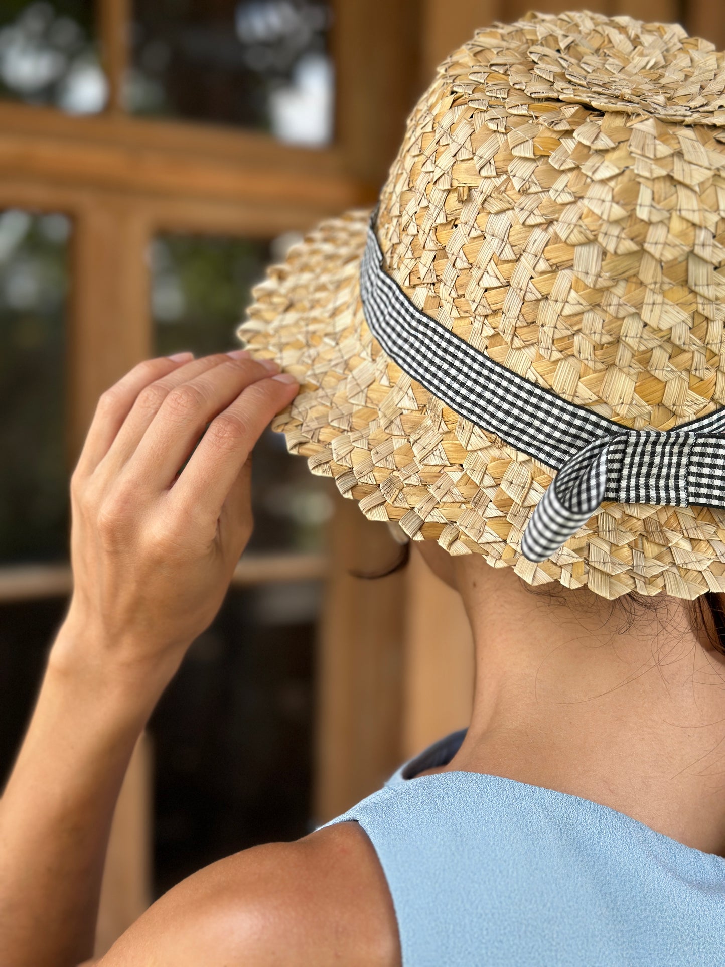 Moskana black straw hat handmade suliko