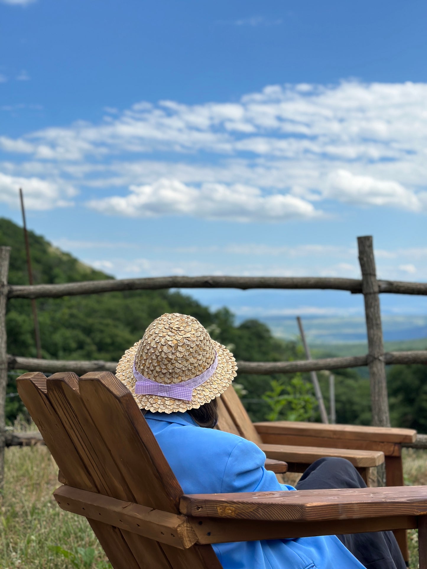 Moskana purple straw hat handmade suliko