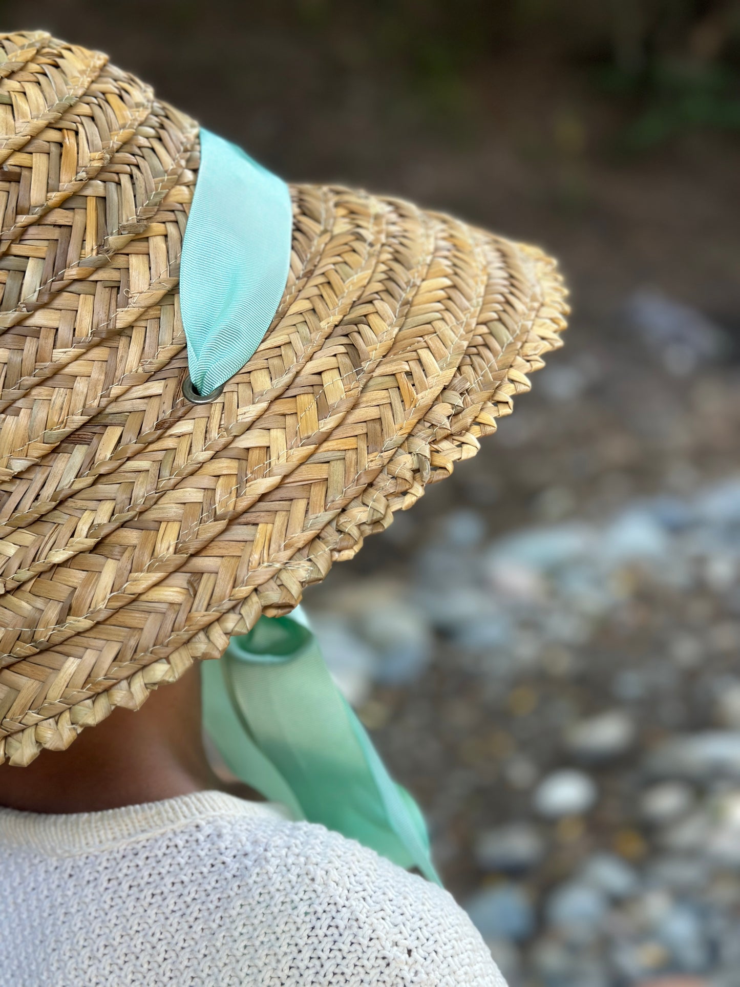 Moskana salad green straw hat handmade sophiko