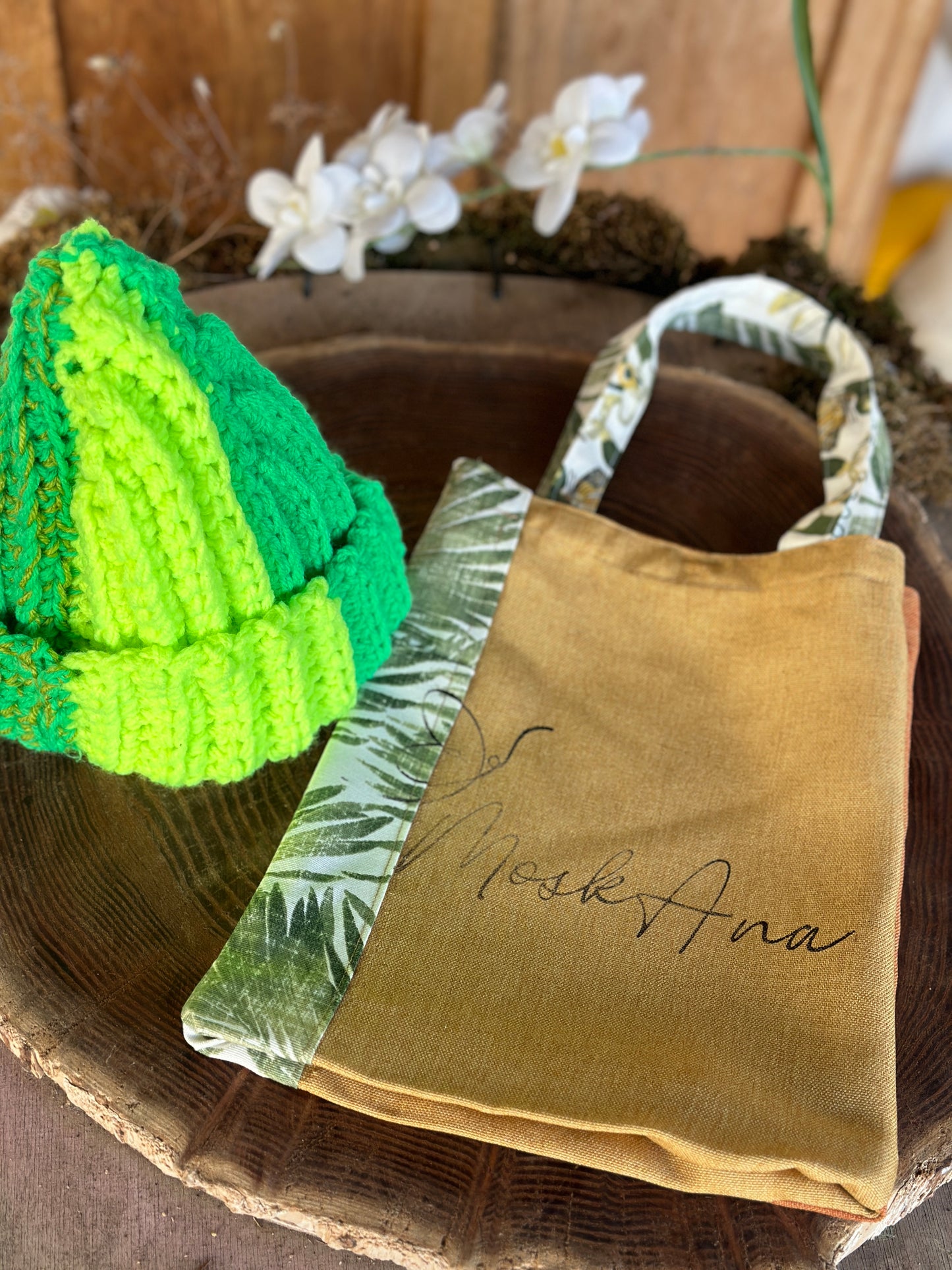 Knitted hat "Nodari"