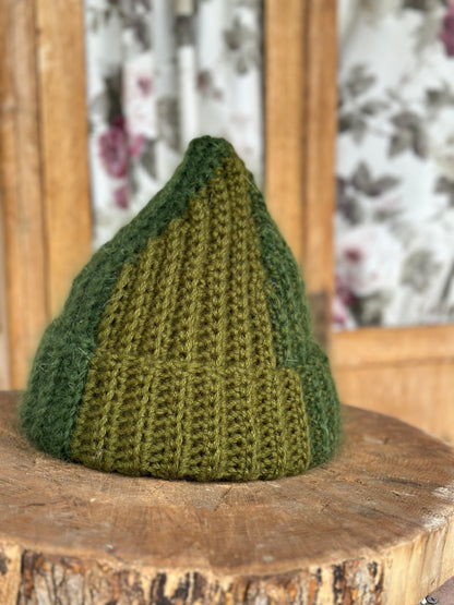 Knitted hat "Nodari"