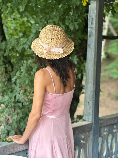 Moskana pink straw hat handmade suliko