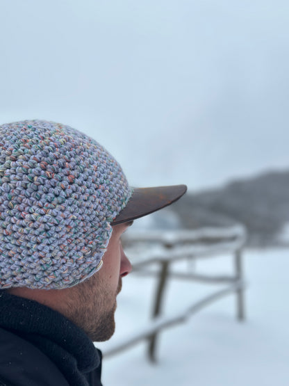 Crochet cap with leather brim "Shotiko"